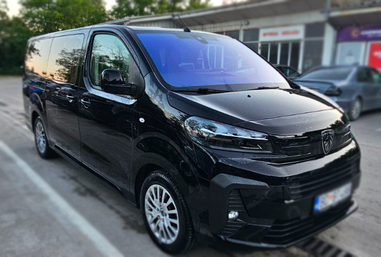 airport-podgorica-minivan-price